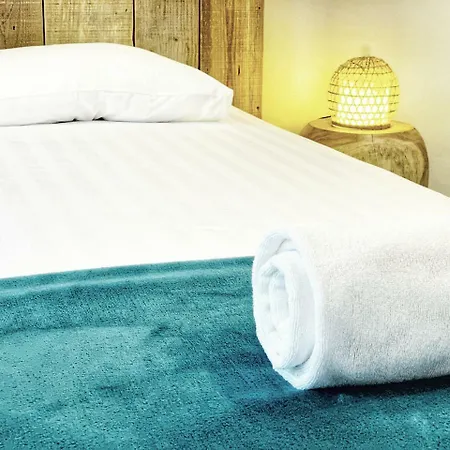 Parque de Campismo Casa Tuia Carvoeiro (Lagoa)